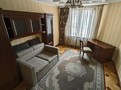 квартира по адресу Осенняя ул., 33