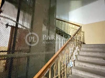 квартира по адресу Малая Житомирская ул., 5