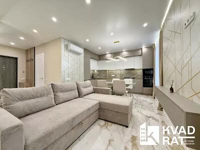 квартира за адресою Степана Бандери вул., 79