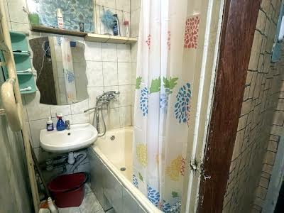 кімната за адресою Київ, Лісовий просп., 25-А