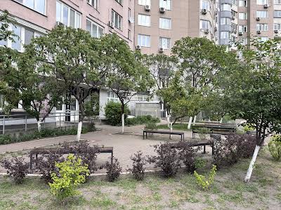 коммерческая по адресу Срибнокильская ул., 1