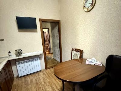 квартира за адресою Кловський узвіз, 4
