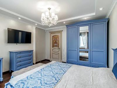 квартира за адресою Боголюбова вул., 16