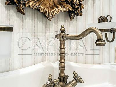 будинок за адресою с. Підгірці, Київська вул.