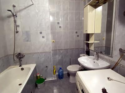 квартира за адресою Ореста Васкула вул., 19