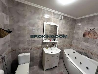 квартира за адресою Волинська вул., 9