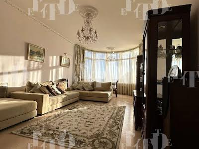квартира за адресою Дмитрівська вул., 69