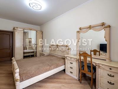 квартира по адресу Краковская ул., 7