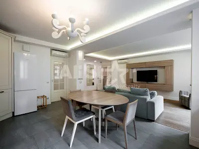 квартира по адресу Дмитриевская ул., 75