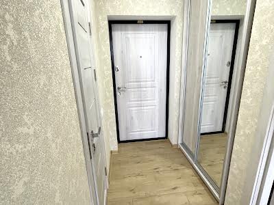 квартира за адресою Теплична вул., 58