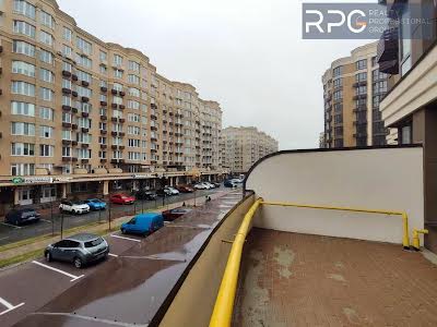 квартира по адресу Молодіжна ул., 10