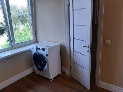 квартира за адресою Богатирська вул., 30А