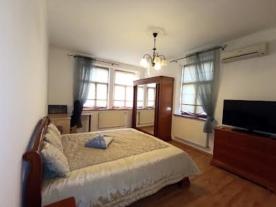 квартира за адресою Павлівська вул., 18