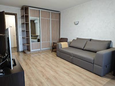квартира по адресу Киев, Чешская ул., 6