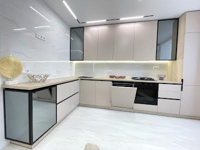 квартира по адресу с. Софиевская борщаговка, Мартинова просп., 20