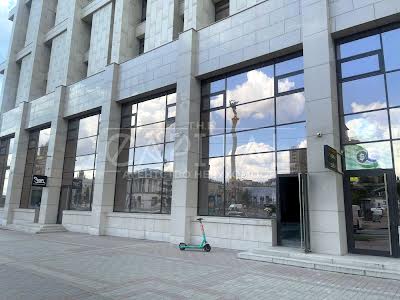 коммерческая по адресу Крещатик ул., 16