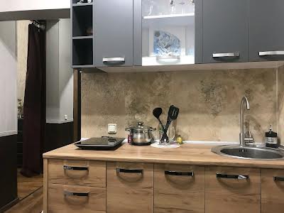квартира за адресою Потебні вул., 2