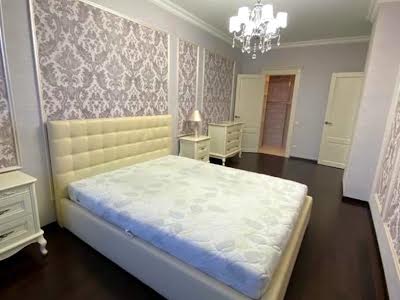 квартира за адресою Академіка Глушкова просп., 9-В