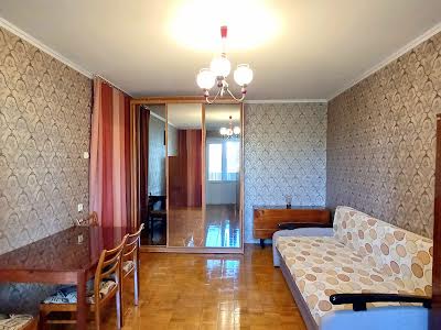 квартира по адресу Чернобыльская ул., 14