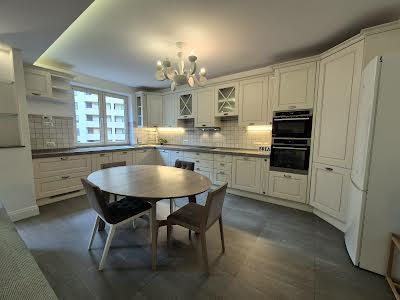 квартира за адресою Дмитрівська вул., 75