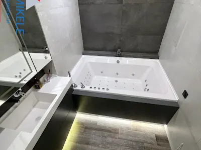 квартира за адресою Регенераторна вул., 4