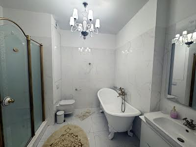 квартира за адресою Андрія Верхогляда вул. (Михайла Драгомирова), 2а
