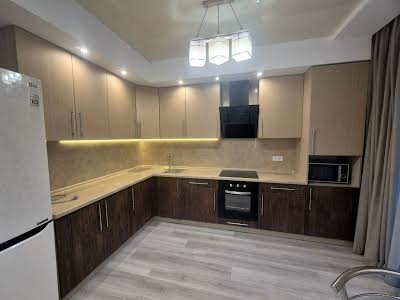 квартира за адресою Регенераторна вул., 4