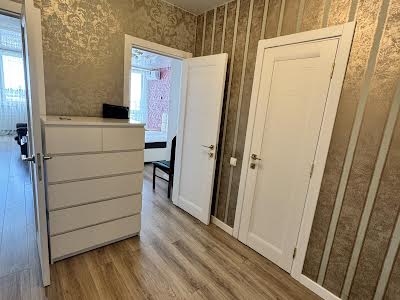 квартира за адресою Соборності просп. (Возз'єднання), 30-А