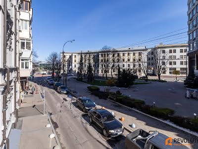 квартира за адресою Бутишів пров. (Андрія Іванова вул.), 21/17