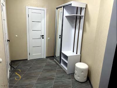 квартира за адресою Зарічна вул., 1-В