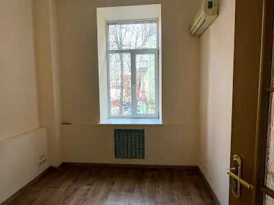 коммерческая по адресу Большая Житомирская ул., 6/11