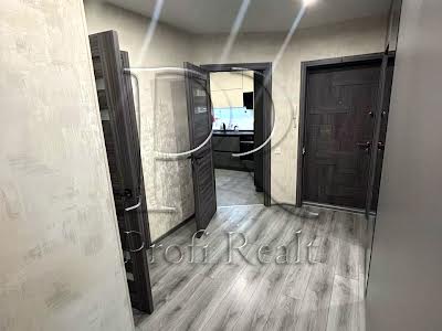 квартира по адресу с. Святопетровское, Тепличная ул., 48