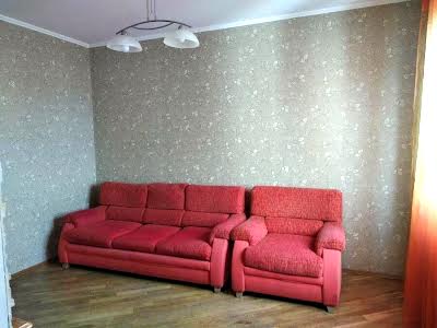 квартира за адресою Анни Ахматової вул., 19