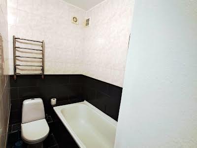 квартира за адресою Братства Тарасівців вул. (Декабристів), 5