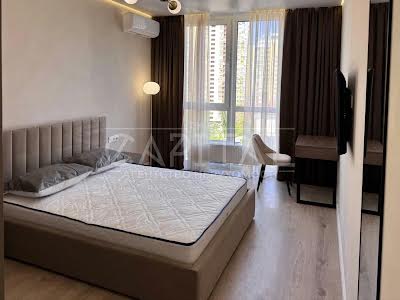 квартира за адресою Шолуденка вул., 32