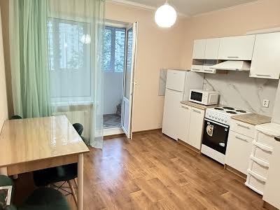 квартира по адресу Ревуцкого ул., 54-А