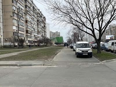 квартира по адресу Ревуцкого ул., 24/4