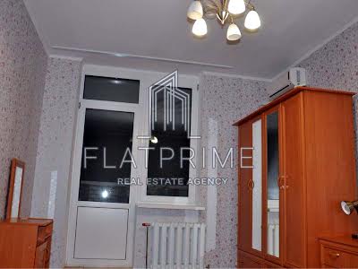 квартира за адресою Олени Пчілки вул., 2