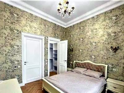 квартира по адресу Андреевский спуск, 3 