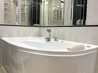 квартира за адресою Василя Тютюнника вул. (Анрі Барбюса), 37/1