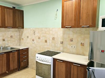 квартира за адресою Бориса Гмирі вул., 9-В