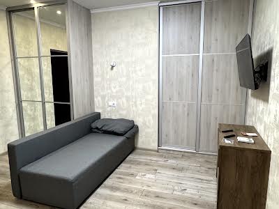 квартира за адресою Каховська вул., 60