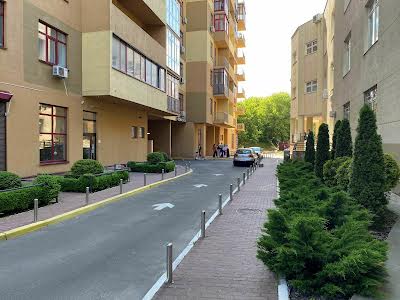 квартира по адресу Евгения Коновальца ул. (Щорса), 36-Е