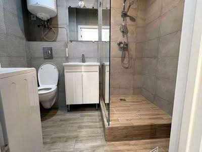 квартира по адресу Салютная ул., 2