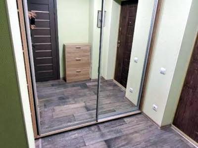 квартира по адресу Соломии Крушельницкой ул., 13