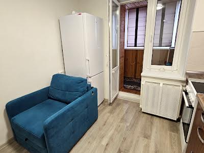 квартира за адресою Київ, Стадіонна вул., 6