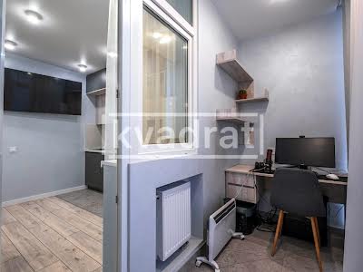 квартира за адресою Київ, Ревуцького вул., 40Б
