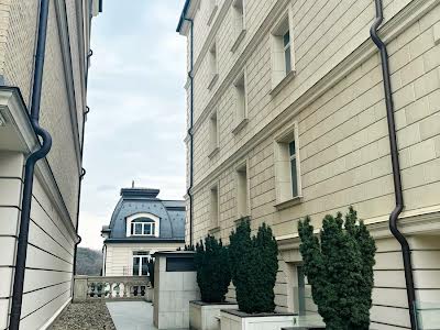 квартира за адресою Київ, Новоселицька вул., 10