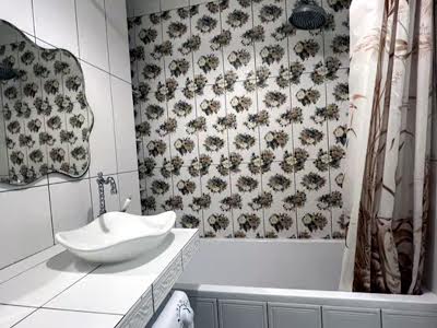 квартира за адресою Миколи Ушакова вул., 4