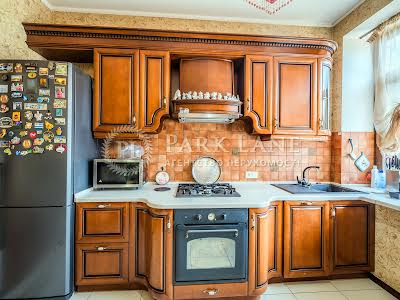 будинок за адресою Оксамитова вул.